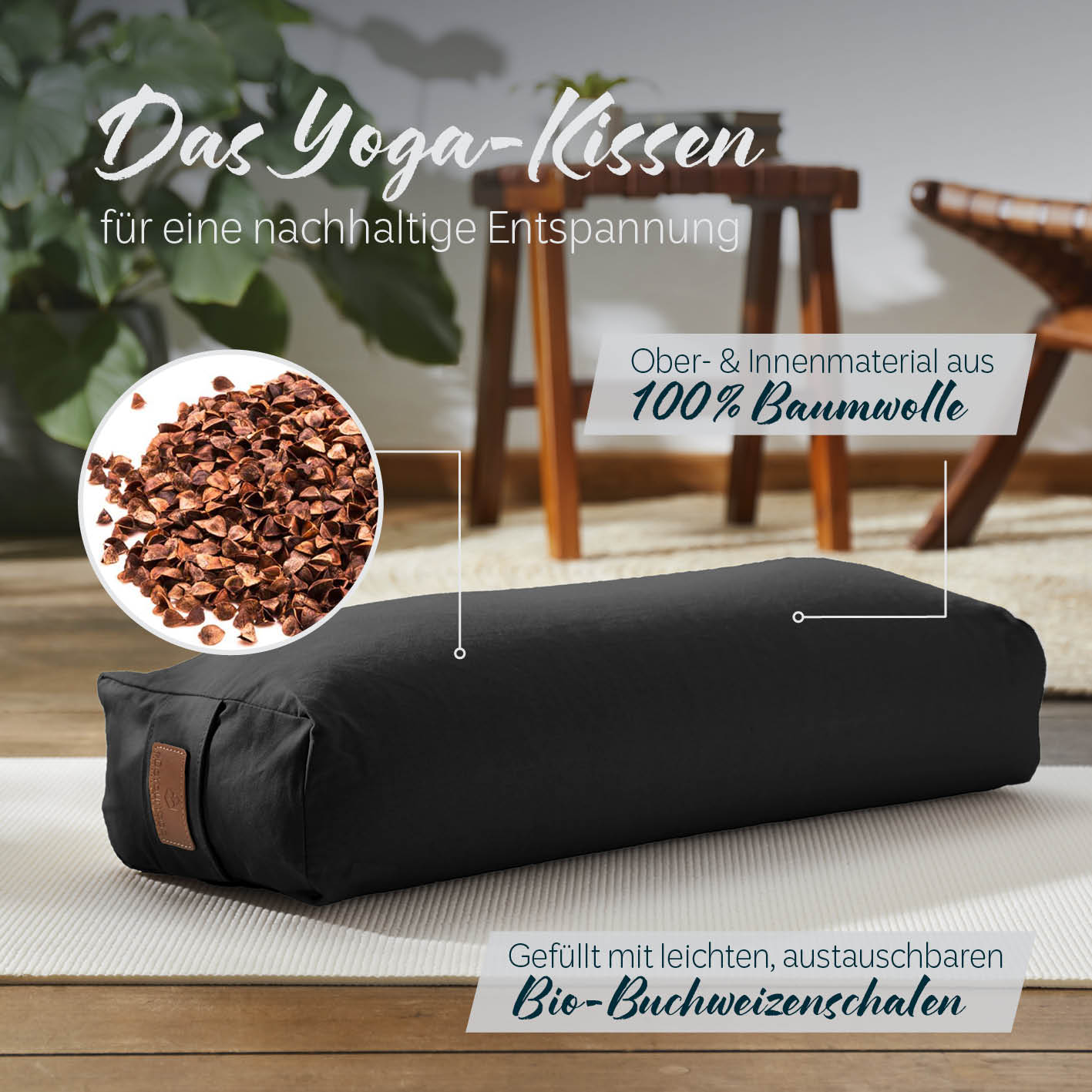 Yoga-Bolster Paravati in Schwarz, 67x22x13 cm, gefüllt mit Bio-Buchweizenschalen und 100% Baumwolle für nachhaltige Entspannung.