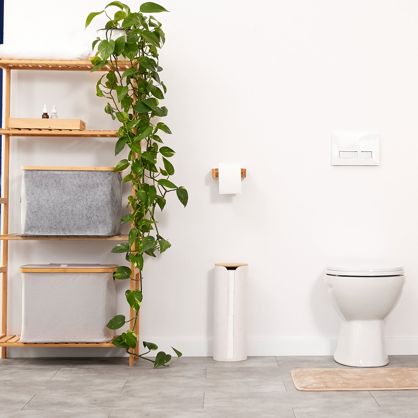 Hennez Toilettenpapier-Aufbewahrung "Maria" - Weiß, platzsparender Bambus-Toilettenpapierhalter mit Deckel und Platz für 4 Rollen im modernen Bad.