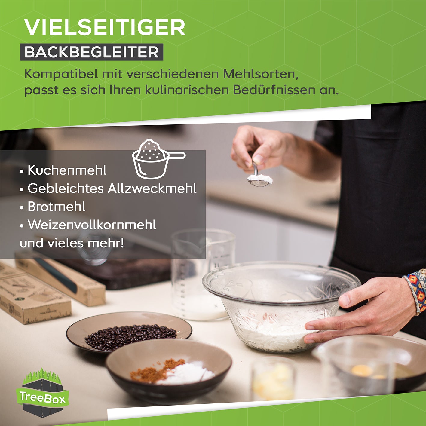 Teigroller aus Silikon - Schwarz liegt neben Schüssel und Zutaten, ideal für verschiedene Mehlsorten und Backanwendungen.