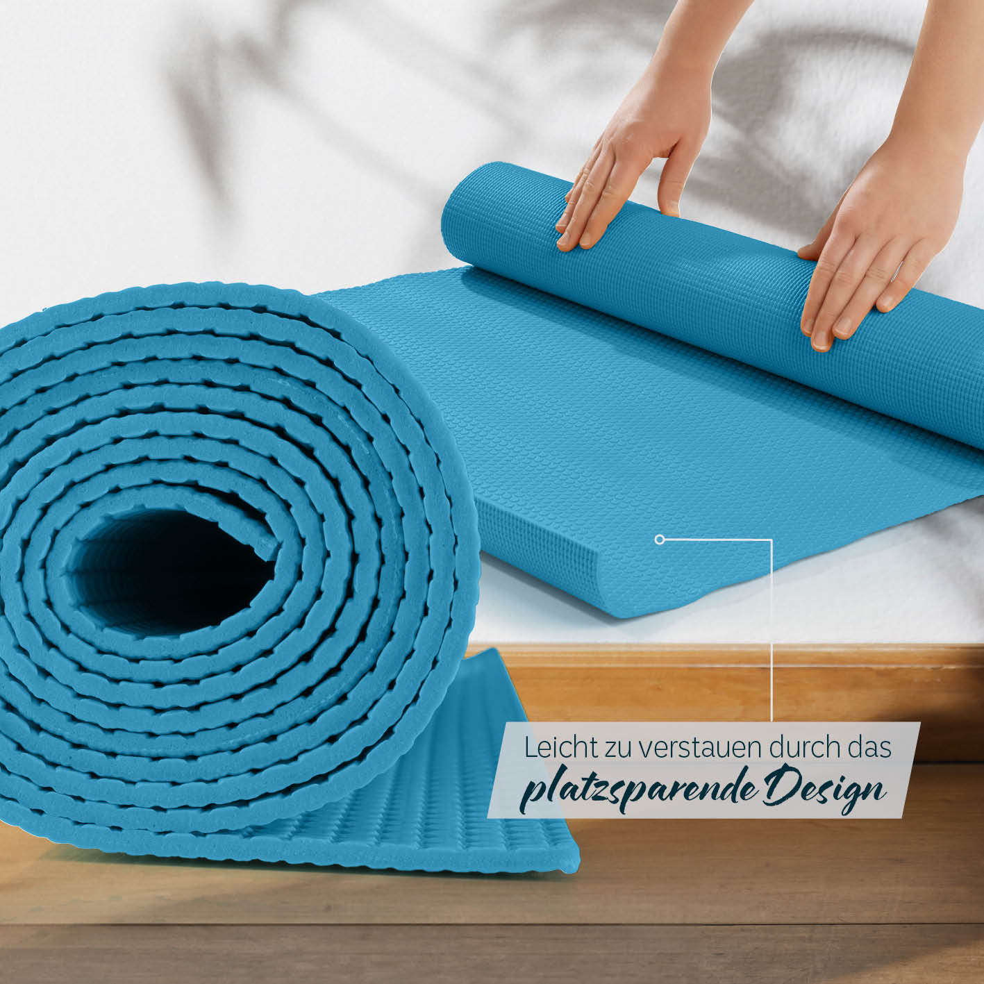 Yogamatte Kirana - 183 x 61 x 0,4 cm - Petrol, rutschfeste und weiche ECO-PVC Trainingsmatte mit platzsparendem Design.
