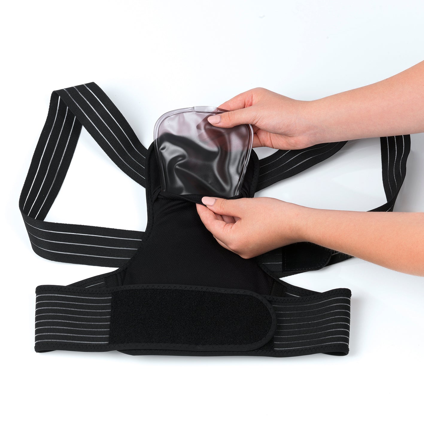 Rückenkorrektor mit Gelpad - L/XL zur Haltungskorrektur mit flexiblem Material und verstellbaren, bequemen Trägern inklusive Kühl- und Wärmegelpad.