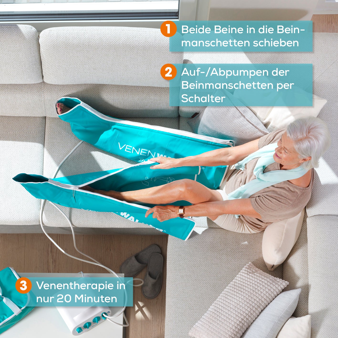 Frau benutzt das Therapiegerät VenenWalker Pro2 zur venösen Behandlung mit Kompressionsmanschetten an beiden Beinen.