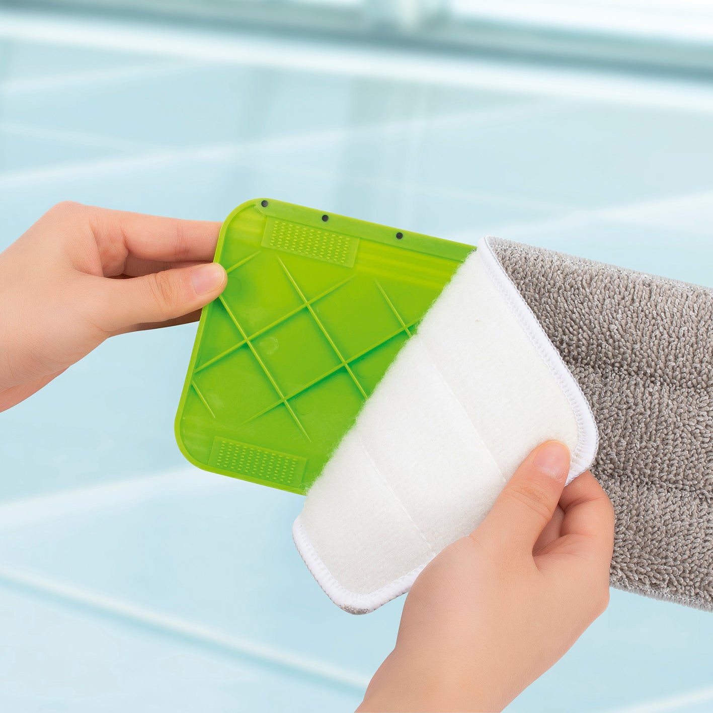 Ersatz-Wischtuch - 33x12cm - 2er-Set, Ersatz-Bodentuch für Spray-Mopp, einfach anbringbar und waschbar, passend für Moppsystem 13862.