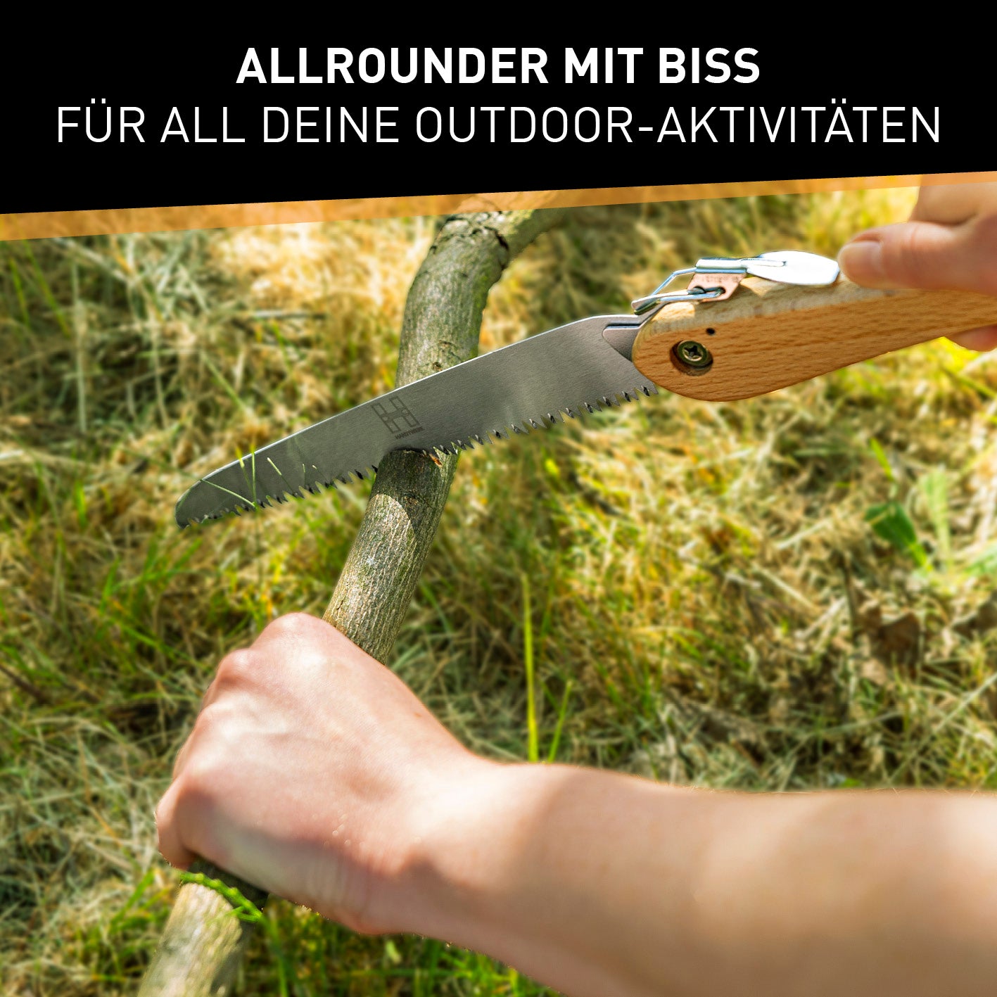 Klappbare Handsäge aus Karbonstahl - 21 cm mit Safety Lock und 3D-Verzahnung für präzise Schnitte bei Outdoor-Aktivitäten.