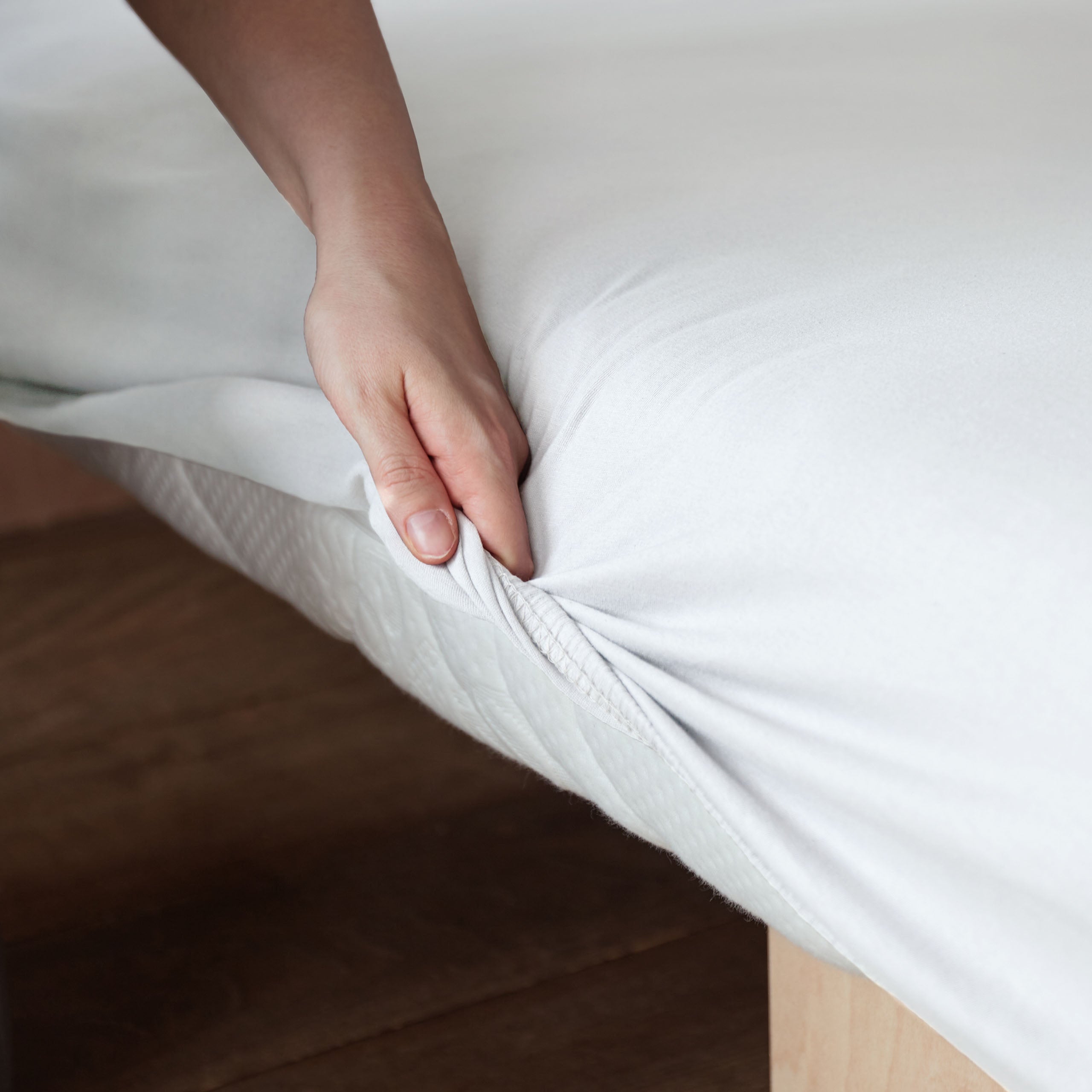 Comfort Jersey Spannbettlaken - 160 g/m² 100% Baumwolle - 180-200 x 200 cm - Weiß, elastisch und passgenau mit Gummizug.