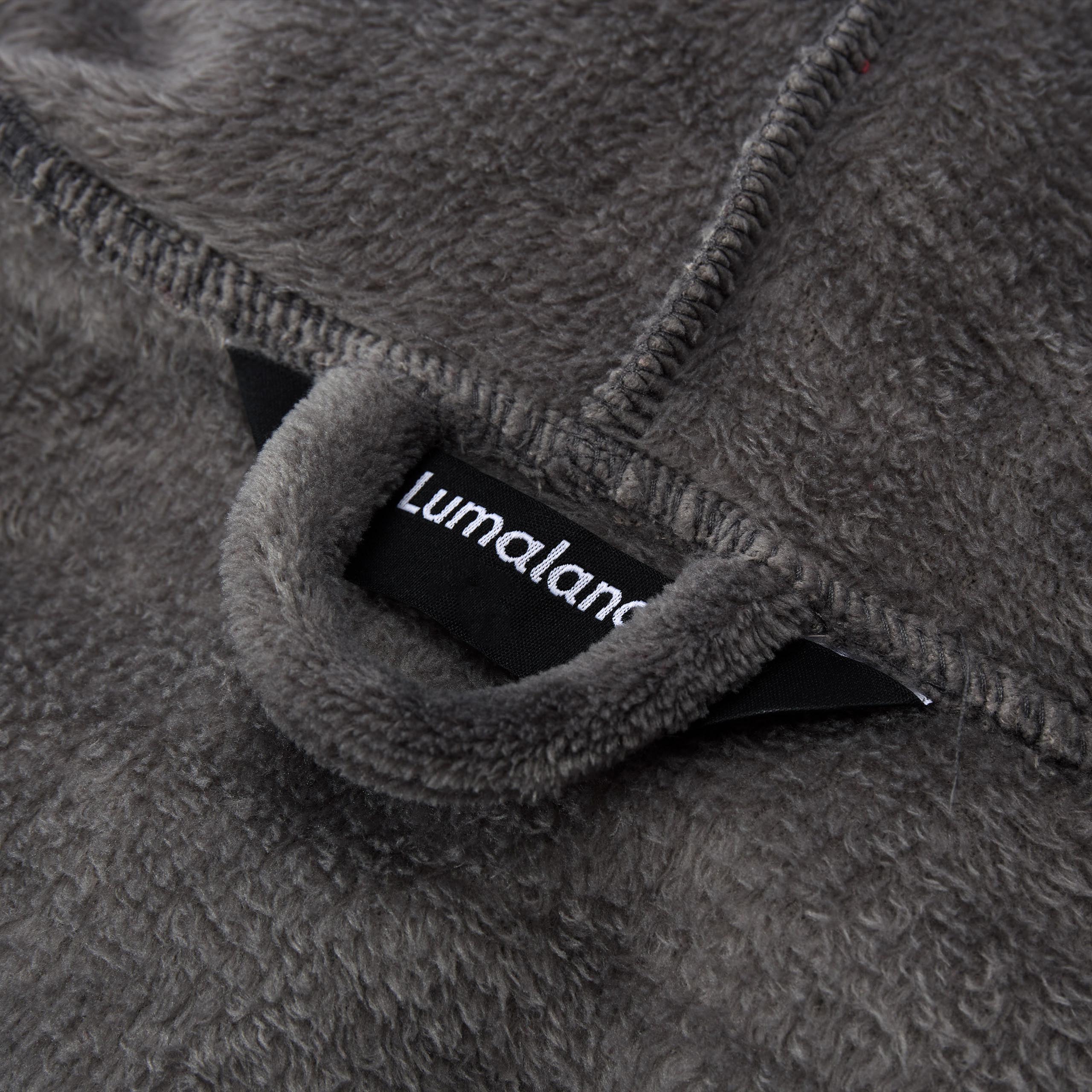 Luxury Mikrofaser Bademantel mit Kapuze für Damen und Herren Grau Größe L aus flauschigem Coralfleece, schnelltrocknend und bequem.