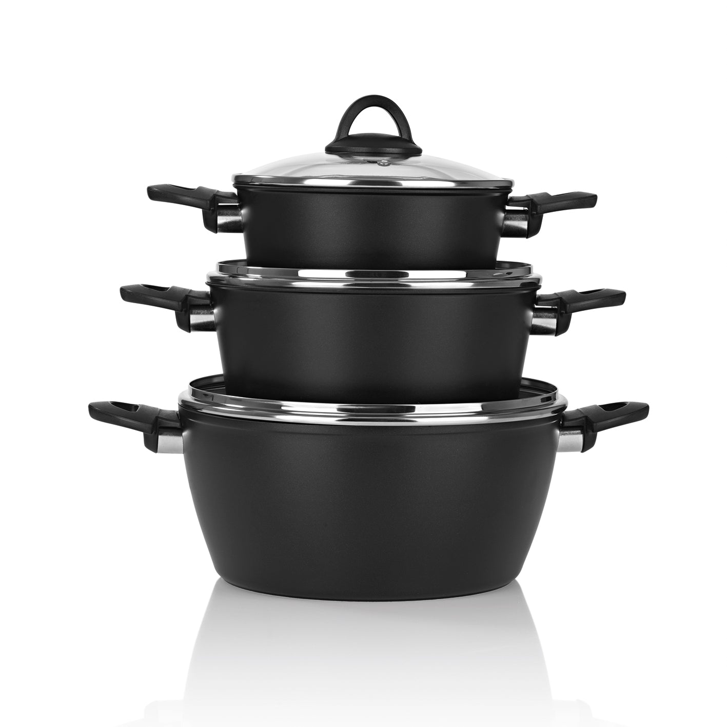 Aluminium-Kochtopf geschmiedet - 20 cm - schwarz, robust, langlebig, kratzunempfindlich, Cool-Touch-Griffe, für alle Herdarten geeignet.