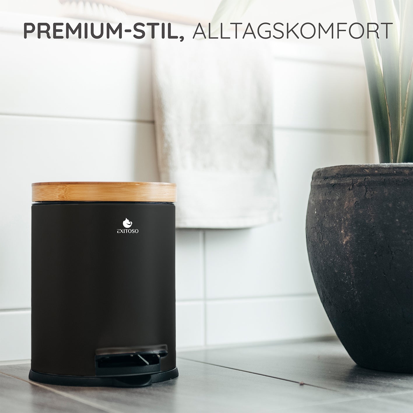 Tretmülleimer mit Softclose-Deckel - 5 l - Schwarz, matt pulverbeschichtet mit Bambusdeckel und geräuschlos schließendem Softclose-System.