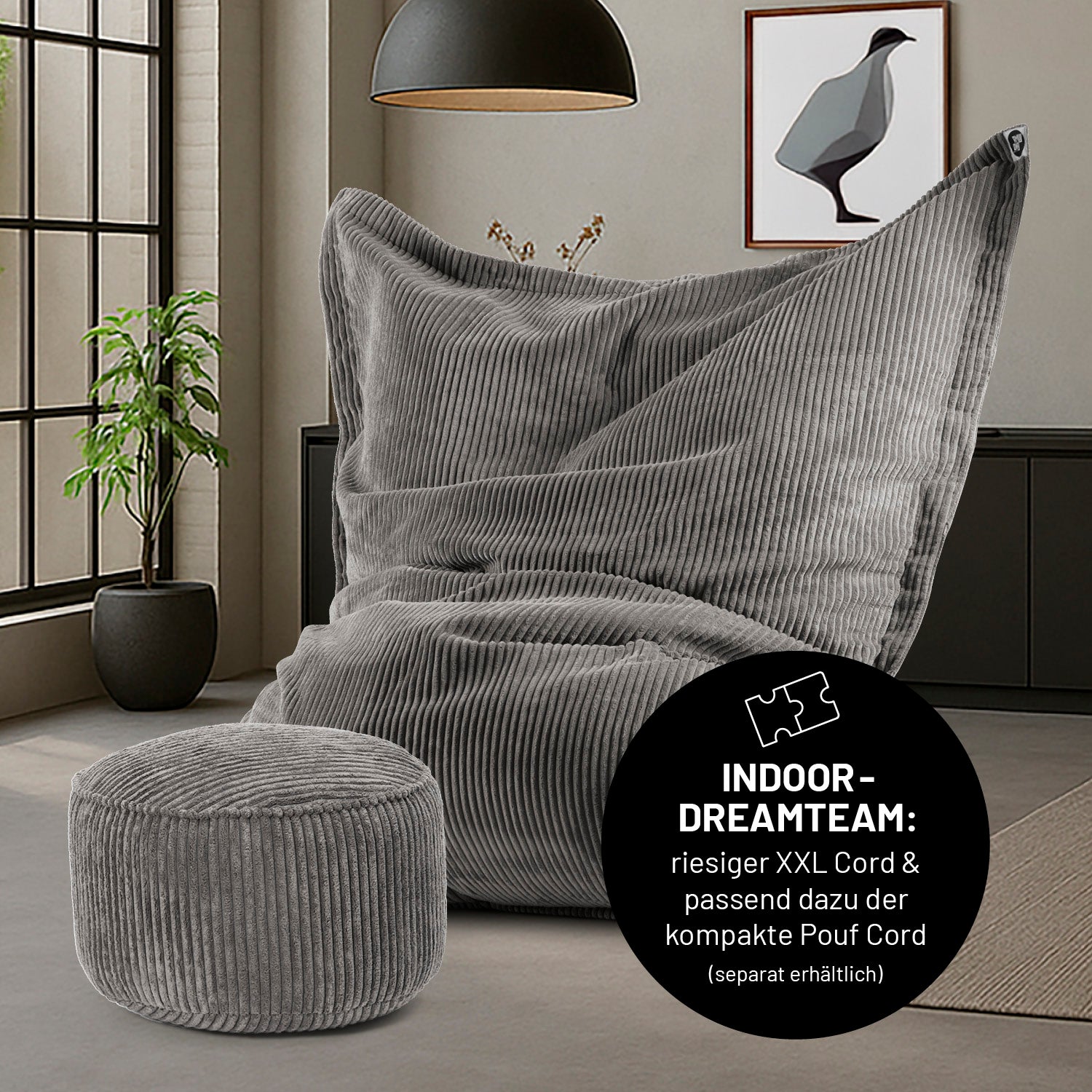 Sitzsack Classic XXL aus der LUMALAND Cord-Reihe - 380 L - 140 x 180 cm - Grau mit passendem Pouf im modernen Wohnbereich