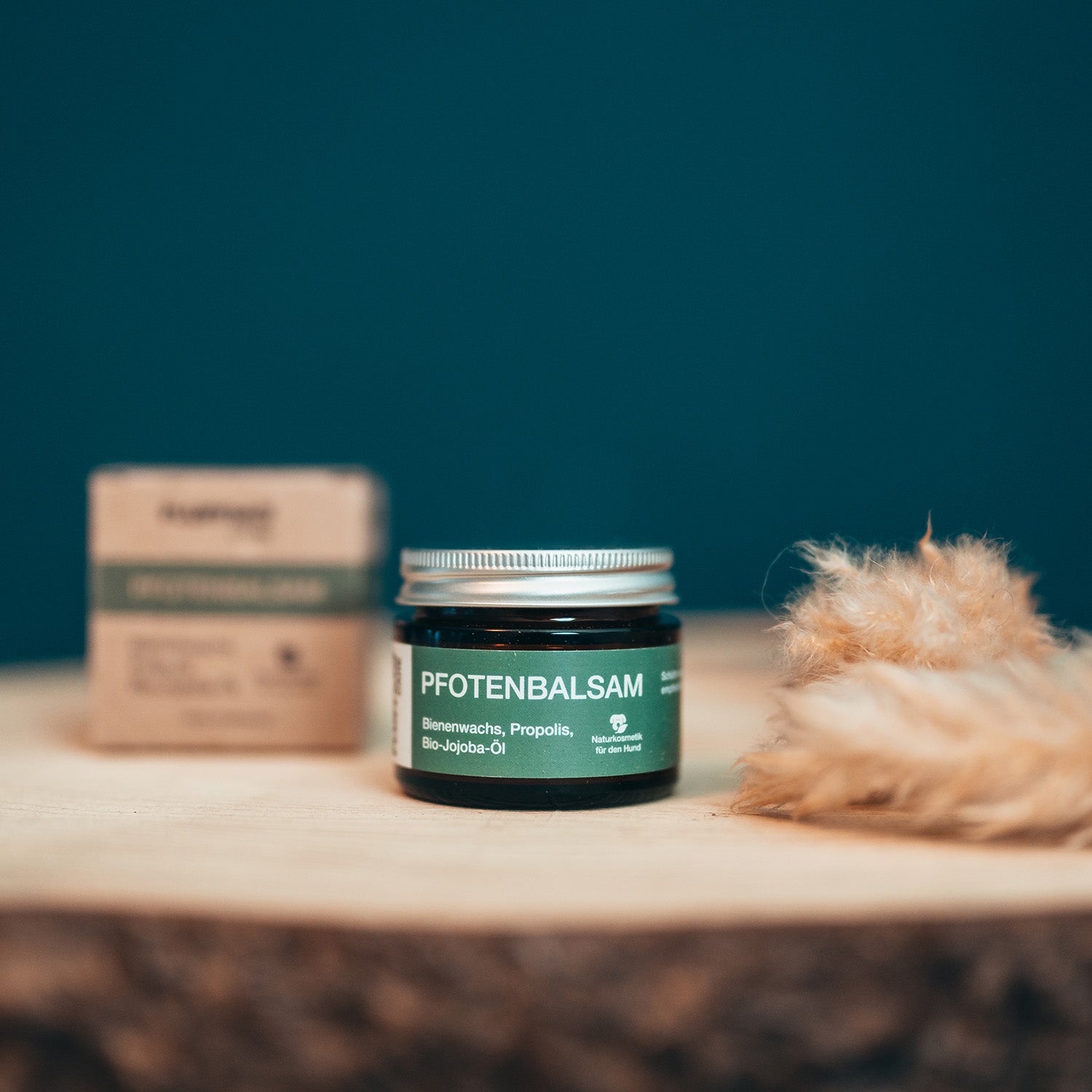 Pfotenbalsam - 50 ml - 100% natürlicher Pfotenschutz mit Propolis, Bienenwachs und Bio-Jojobaöl für empfindliche Hundepfoten.