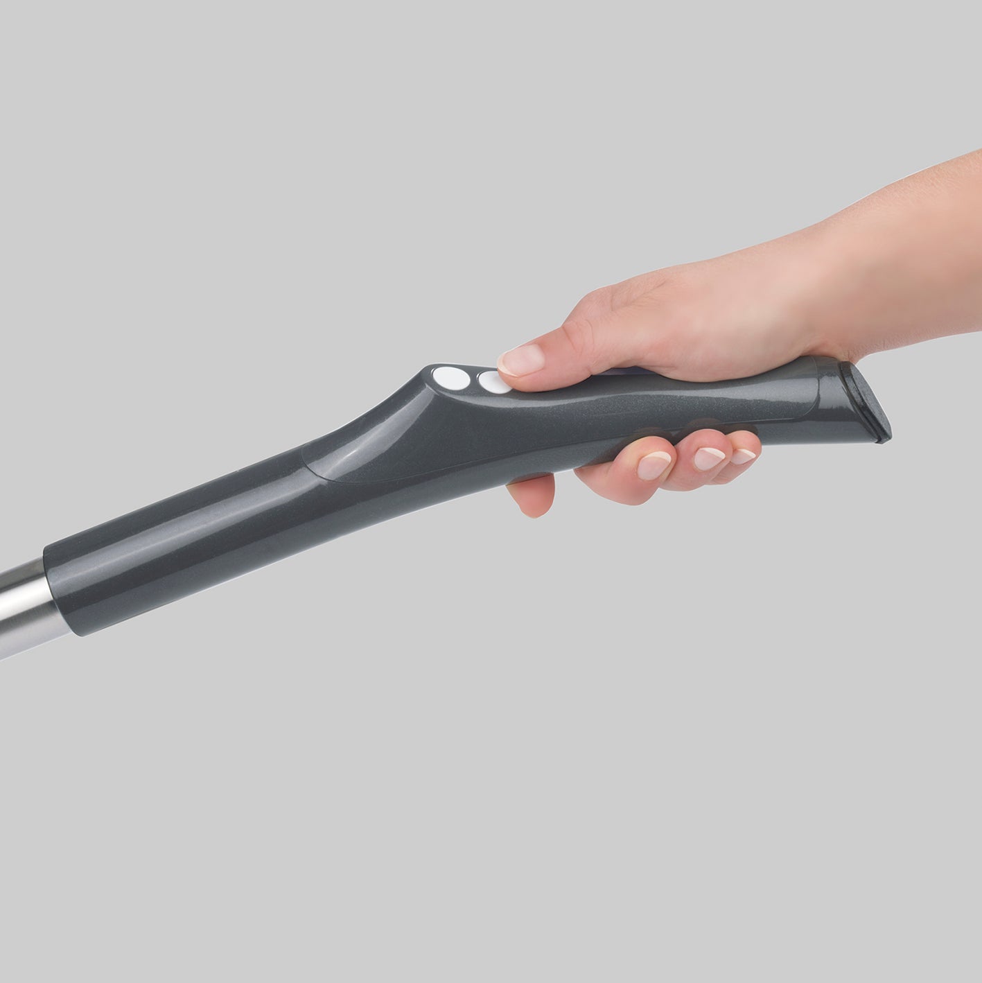 Akku-Vibrationsmopp mit Sprühfunktion - grau, kabelloser Handgriff mit Sprühknöpfen für einfache Bedienung beim Putzen.