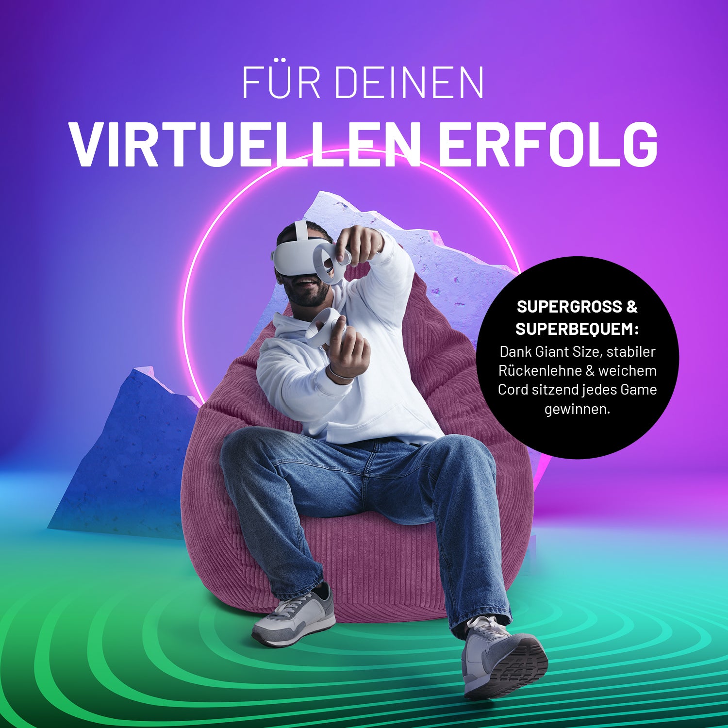 Mann mit VR-Brille sitzt entspannt auf Sitzsack GIANT aus der Cord-Reihe – Weinrot, modern und komfortabel für Gamer.