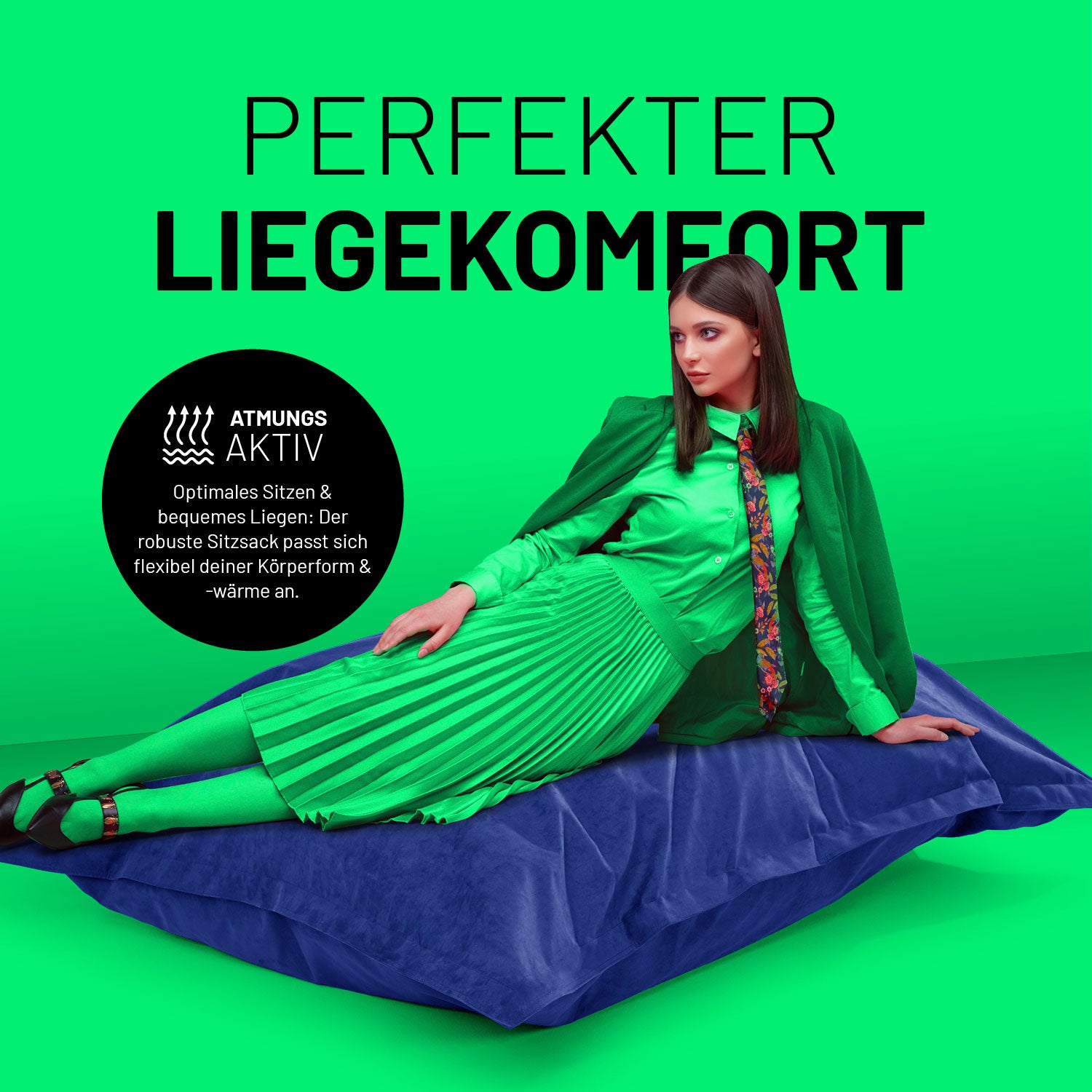 XXL Microvelours Sitzsack (380 L) Royalblau, bequemer, wasserfester Riesensitzsack für drinnen, ideal zum Liegen und Entspannen.