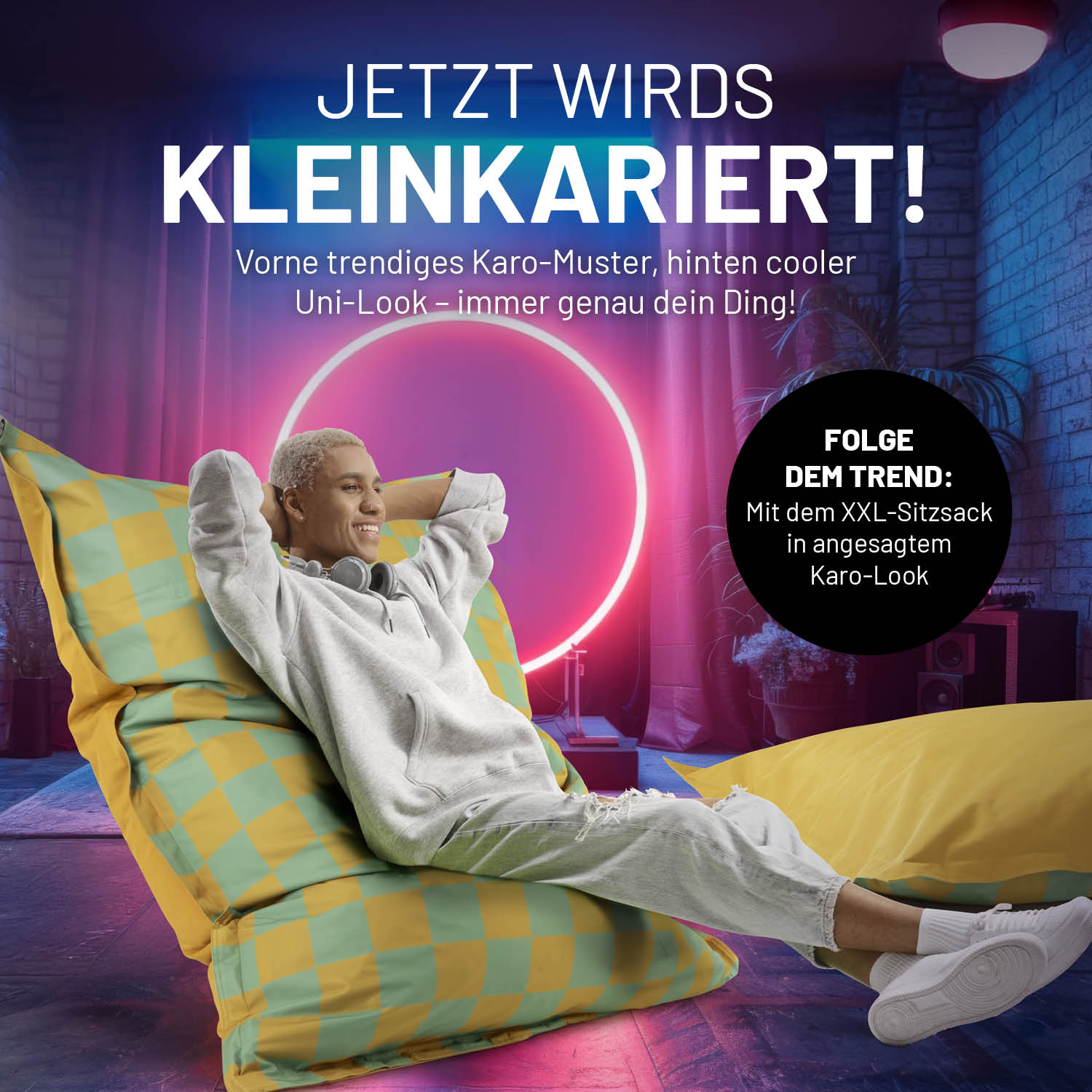 XXL-Sitzsack Karo - Pastellgrün/Senfgelb mit trendigem Karo-Muster vorne und Uni-Rückseite, gemütlich und wetterfest.