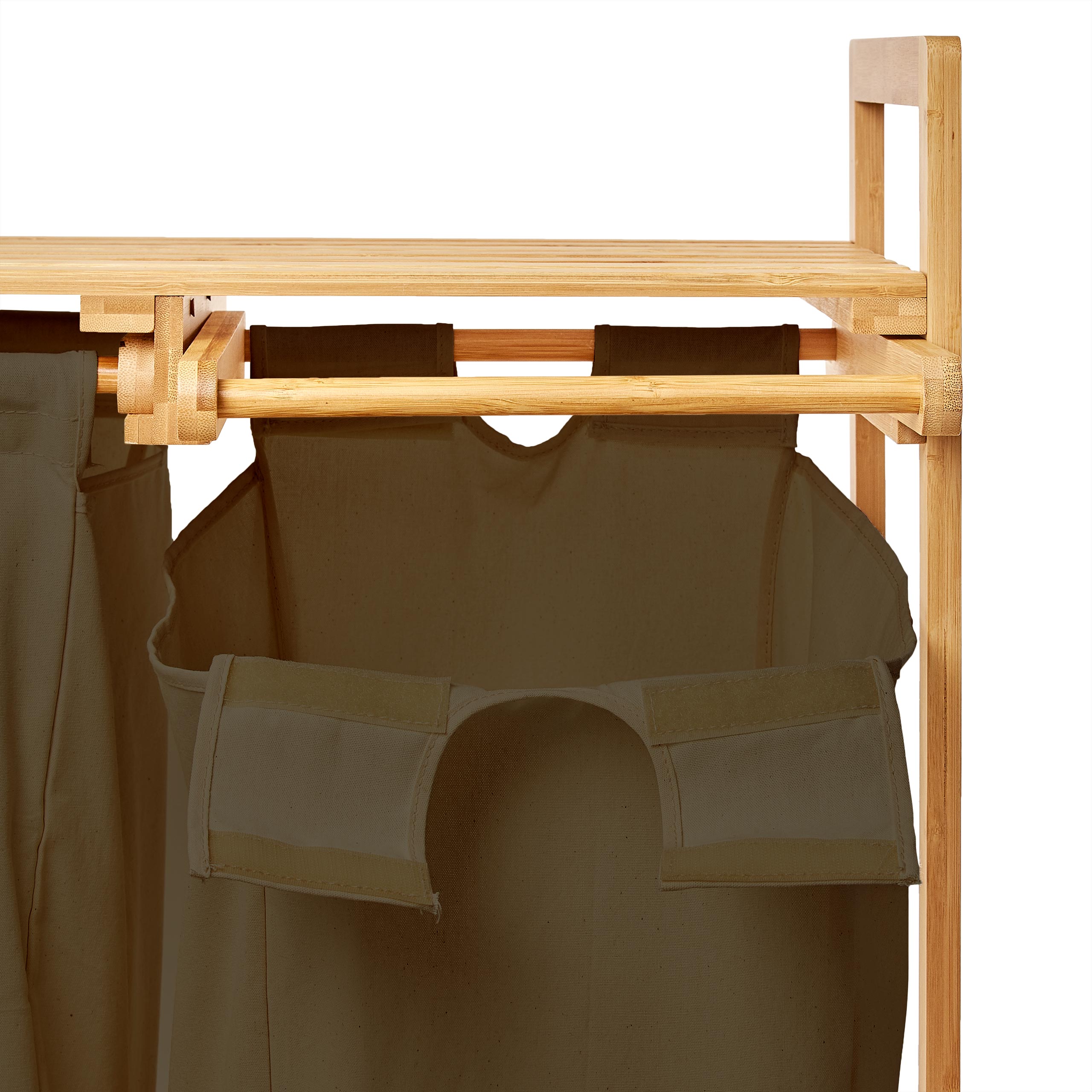 Bambus Wäschekorb mit 2 ausziehbaren Wäschesäcken - 73x64x33 cm - Oliv, wasserabweisend und pflegeleicht.