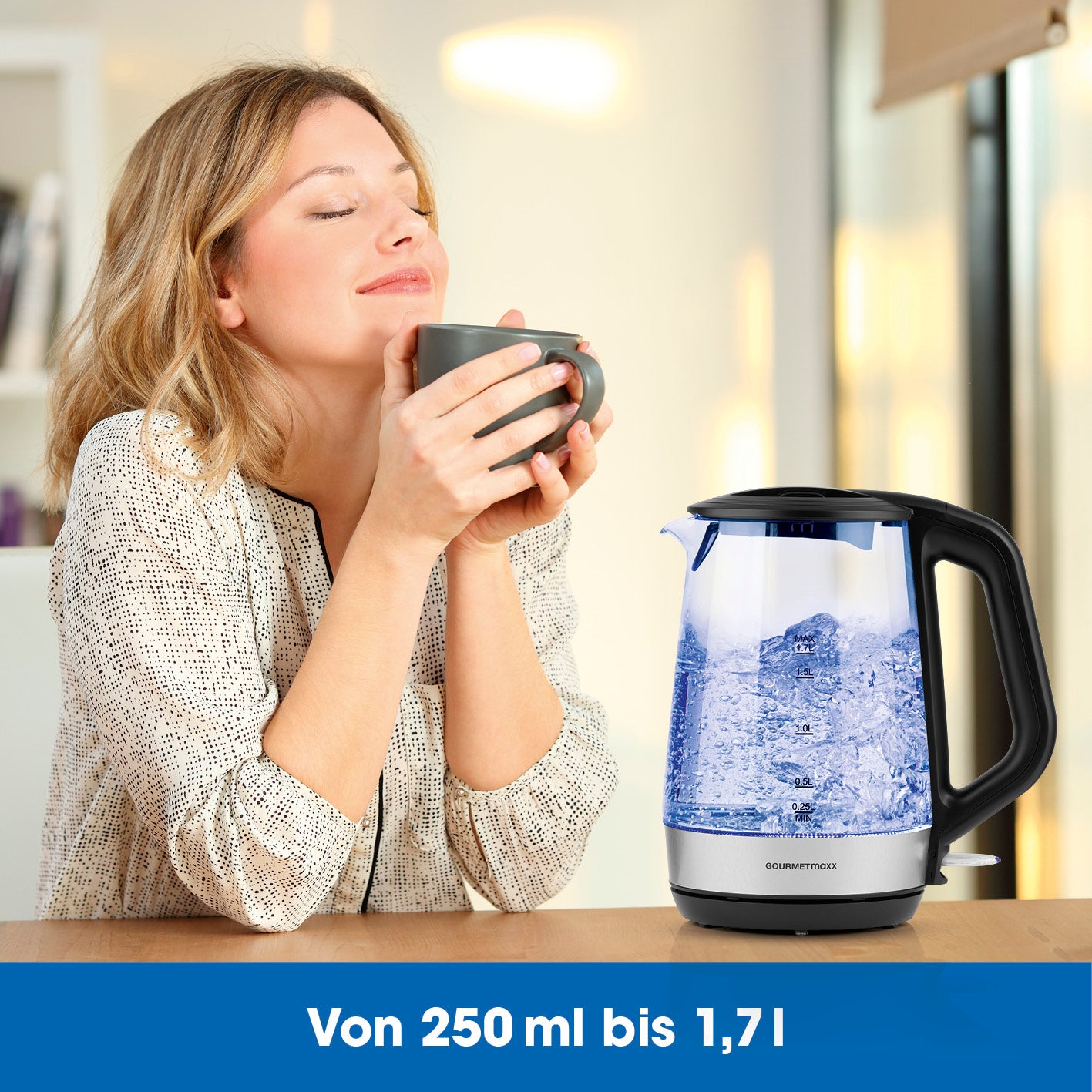 Glas-Wasserkocher - 1,7l (Skala 0,25l) mit Wasserstandsanzeige, kabellosem Behälter und verdecktem Heizelement.