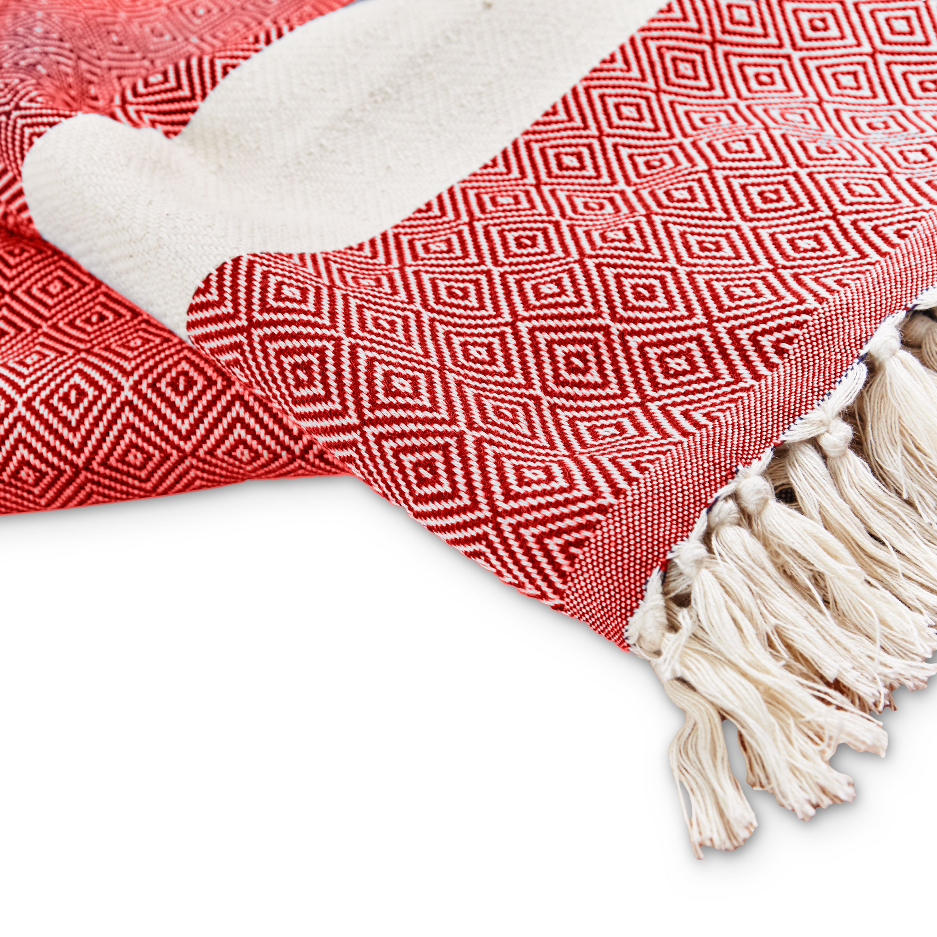 Baumwolldecke / Tagesdecke aus 100 % Baumwolle - ca. 200 x 240 cm - Rubin Rot mit dekorativem Muster und Fransen, weich und atmungsaktiv.