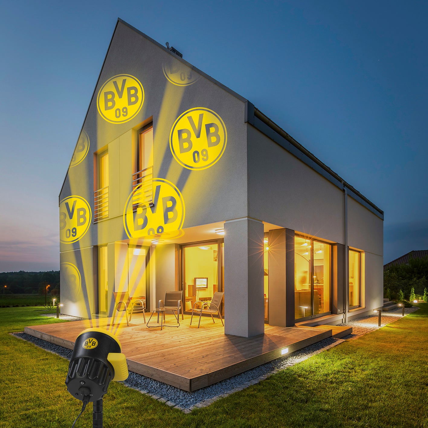 LED-Motivstrahler - Projiziert das BVB-Logo rotierend auf Hauswände innen & außen, wetterbeständig, mit Erdspieß und Indoor-Sockel.