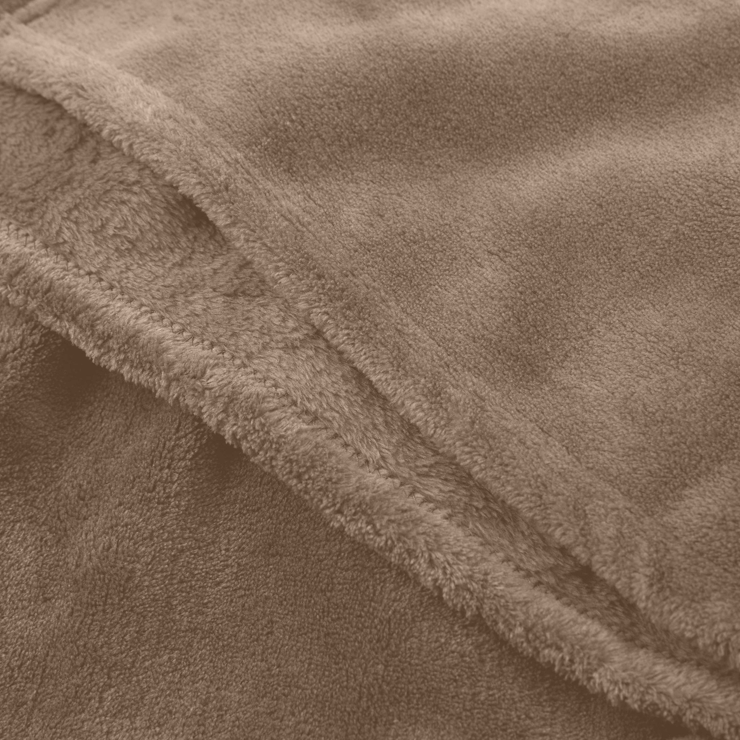 Kuscheldecke - 220x240 cm - Hellrosa Coral-Fleece Sofadecke, weich, flauschig, vielseitig als Tagesdecke oder Wolldecke nutzbar.