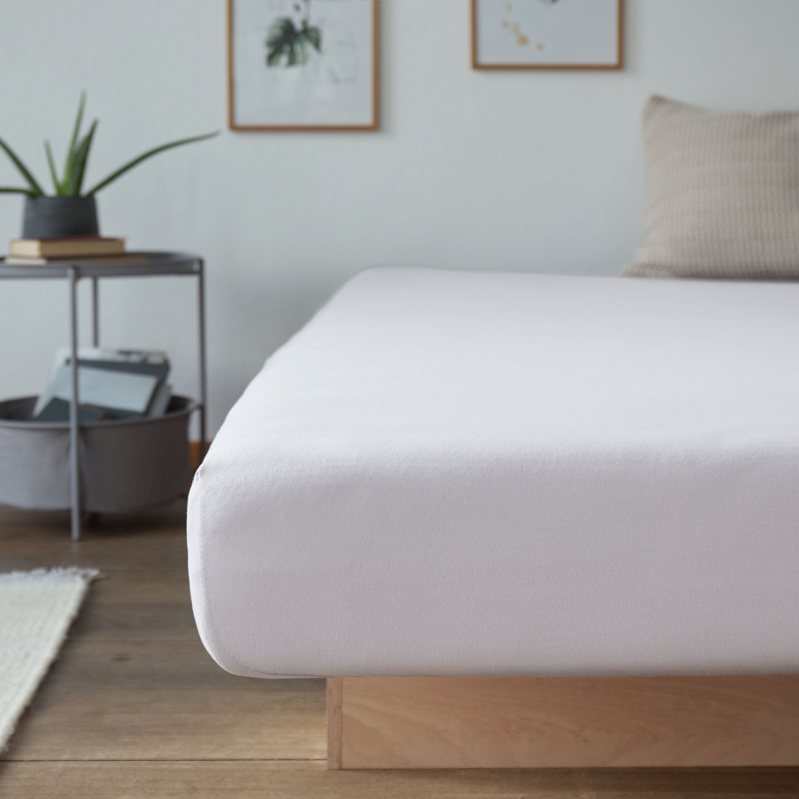 Comfort Jersey Spannbettlaken 160 g/m² 100% Baumwolle, 180-200 x 200 cm, Weiß, elastisch mit Rundum-Gummizug, pflegeleicht und formstabil