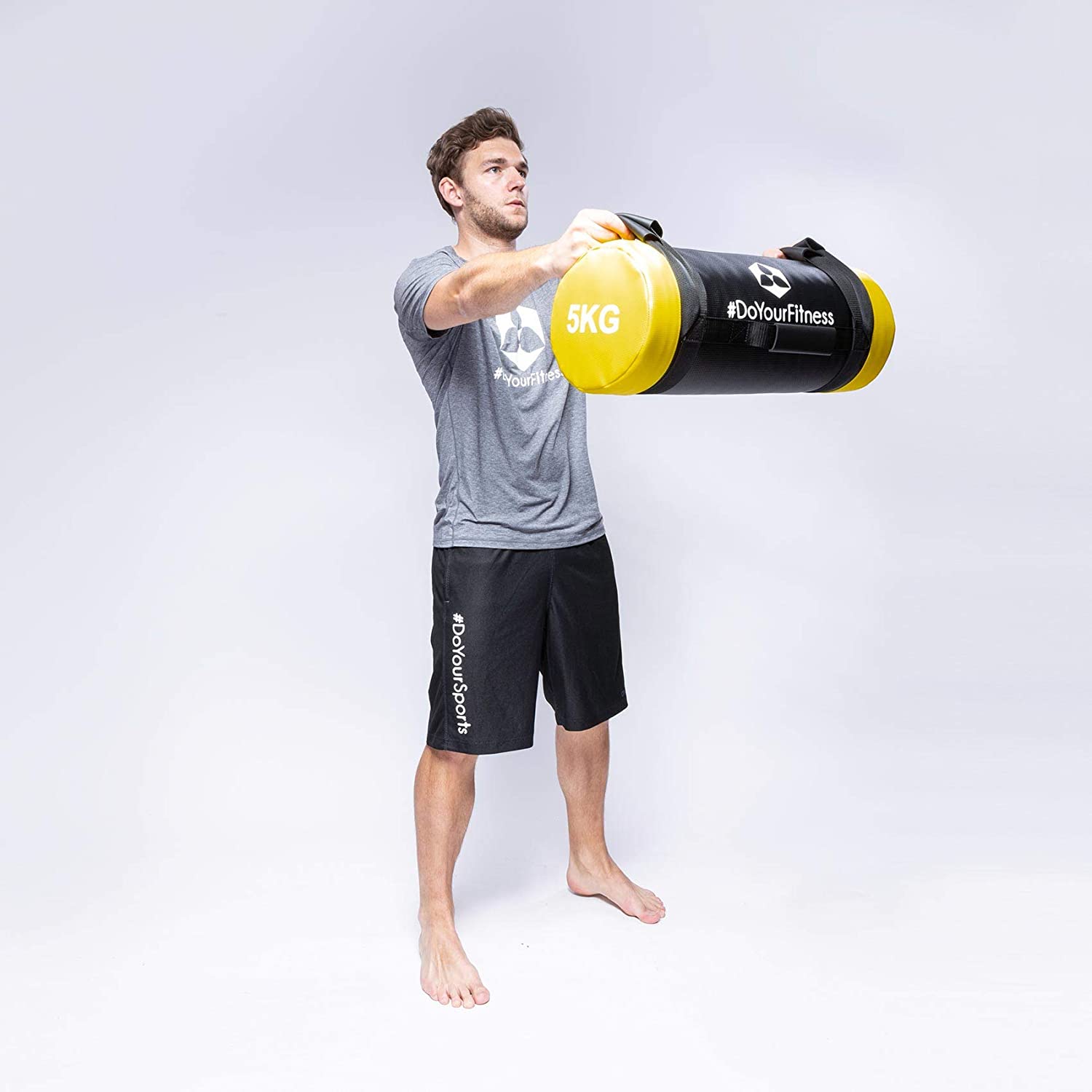 Corebag Sandsack Carolous - Fitness Power Bag - 15 kg im Einsatz für funktionales Training und Stabilitätssteigerung beim Workout.