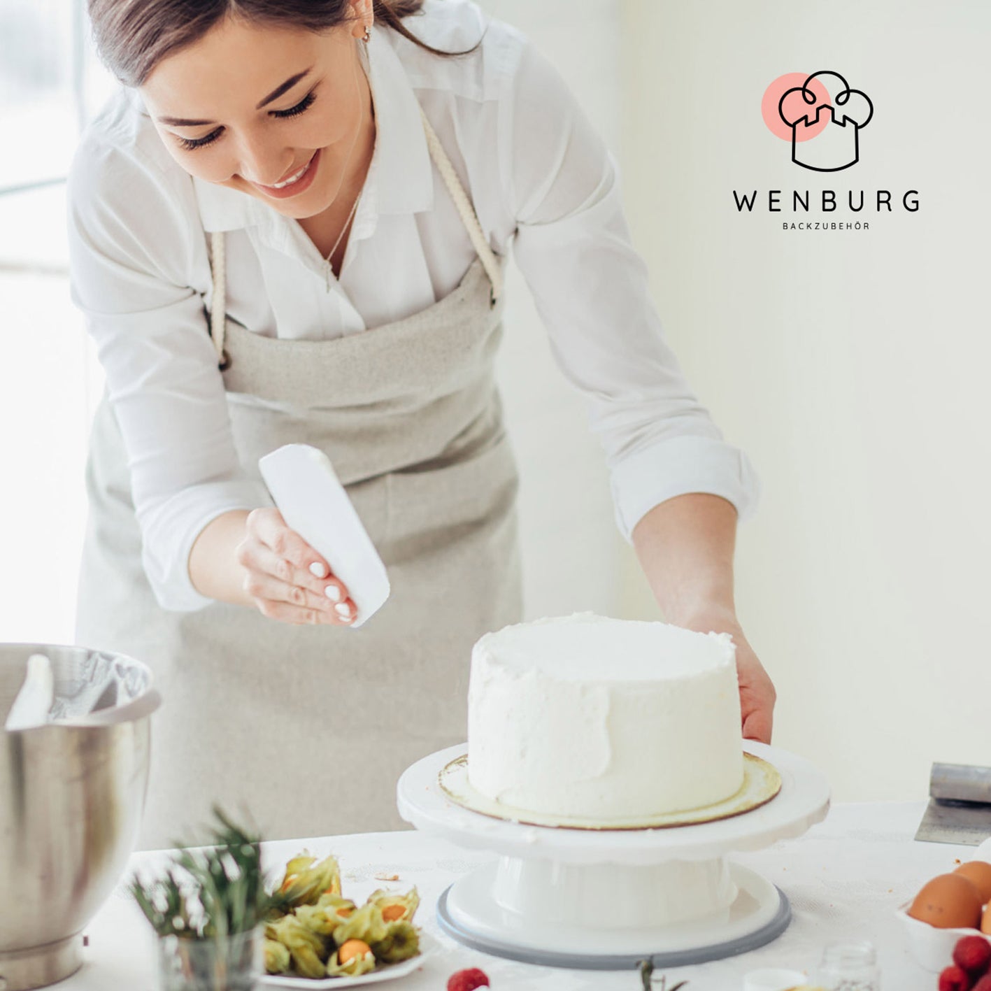 Premium Tortenunterlagen 4er-Set - Gold & Siber mit strukturierter Oberfläche für stabiles und rutschfestes Präsentieren und Transportieren von Torten.
