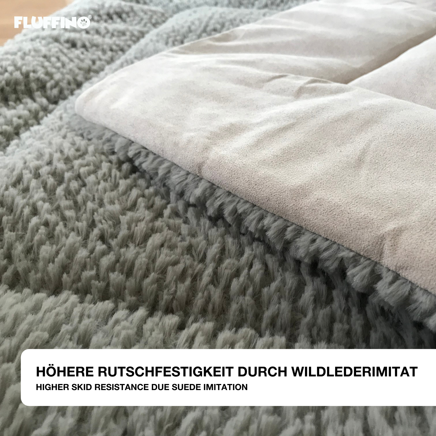 Hundedecke/Hundekissen - Wildlederimitat - Größe L mit weicher, flauschiger Oberfläche und rutschfester Wildlederimitat-Unterseite in grau.