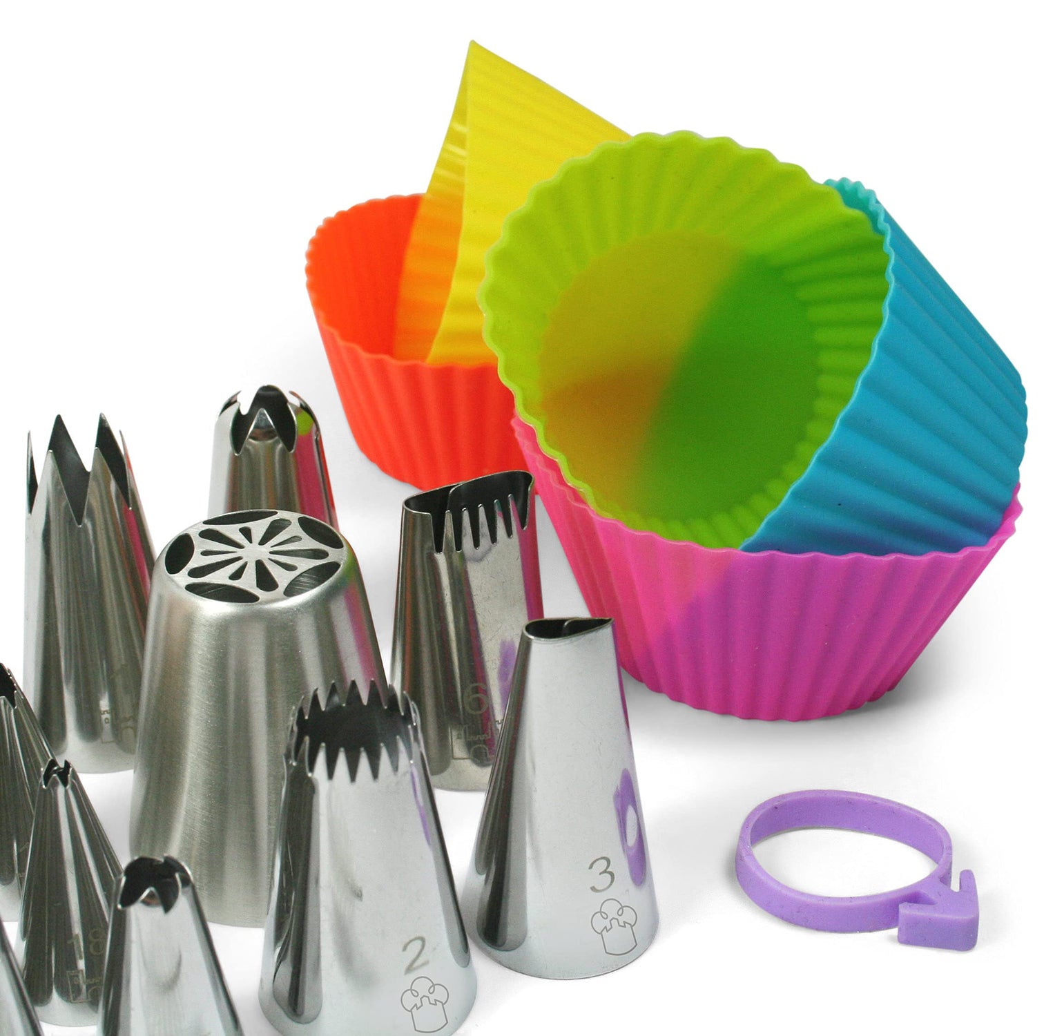 Spritztüllen-Set - 75-teilig mit Edelstahl-Tüllen und bunten Silikon-Cupcake-Förmchen für kreatives Backen und Verzieren.