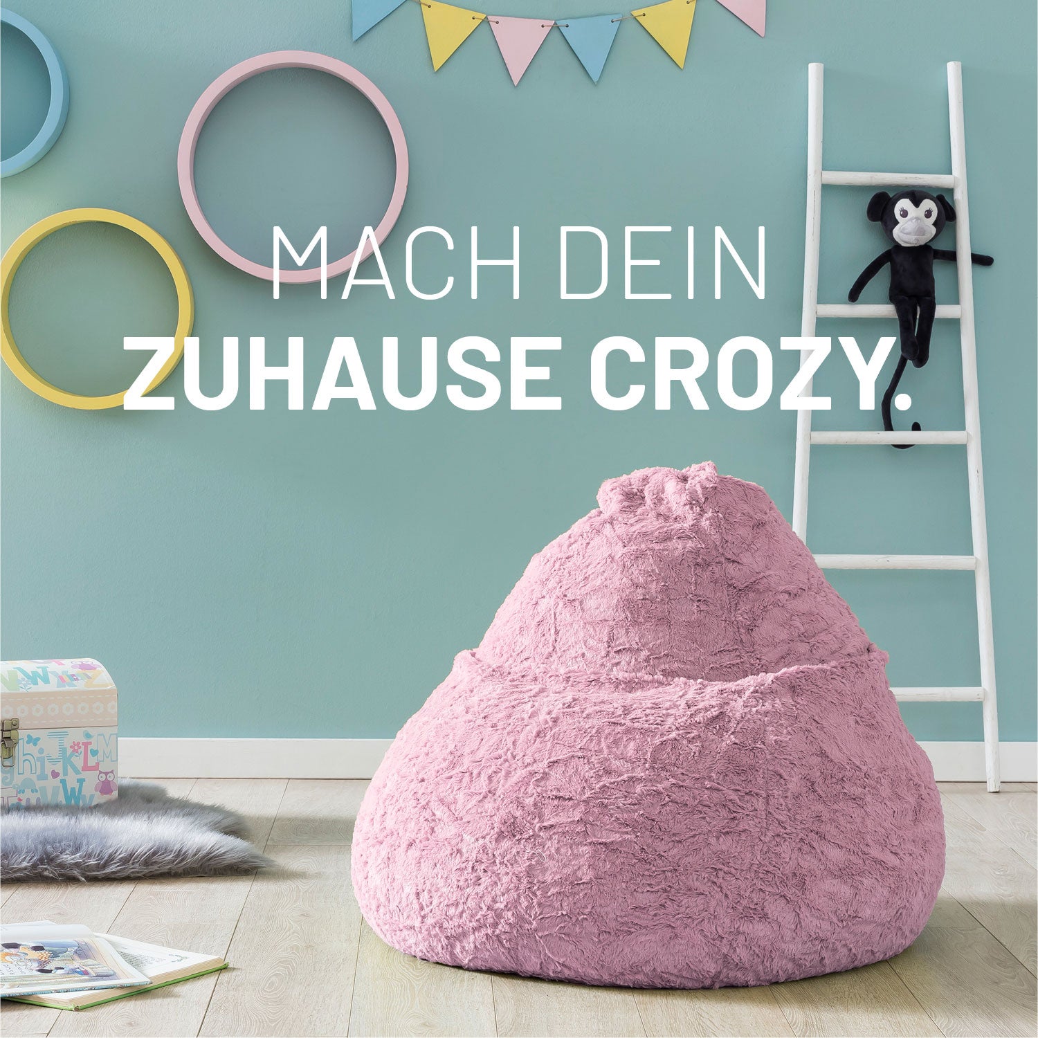 Luxury Fluffy Sitzsack (120 L) in Pastellrosa aus weichem Webplüsch, formstabil und geruchsneutral für moderne Wohnungen.